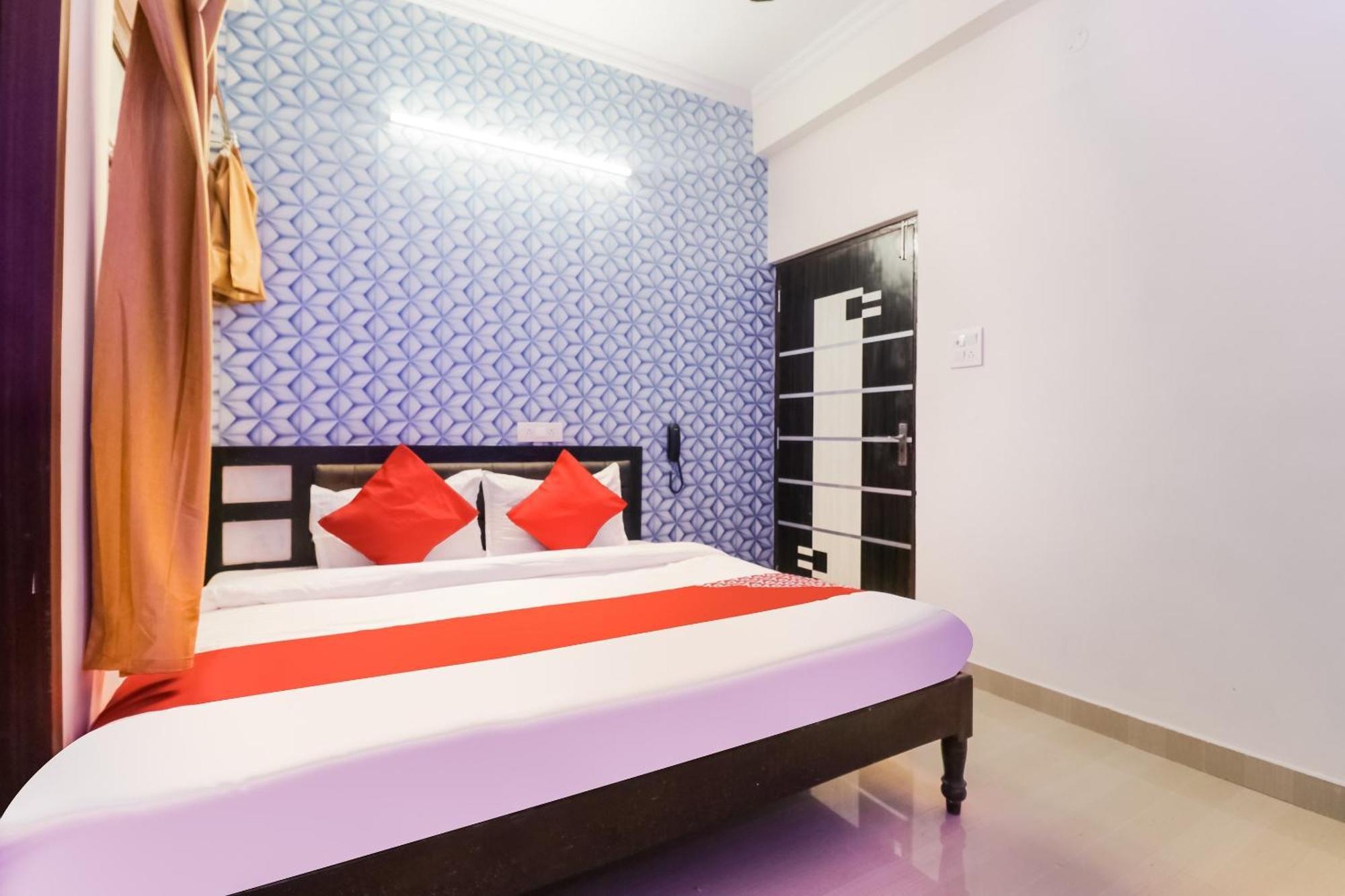 Super Hotel O Rs Inn Gorakhpur Bagian luar foto
