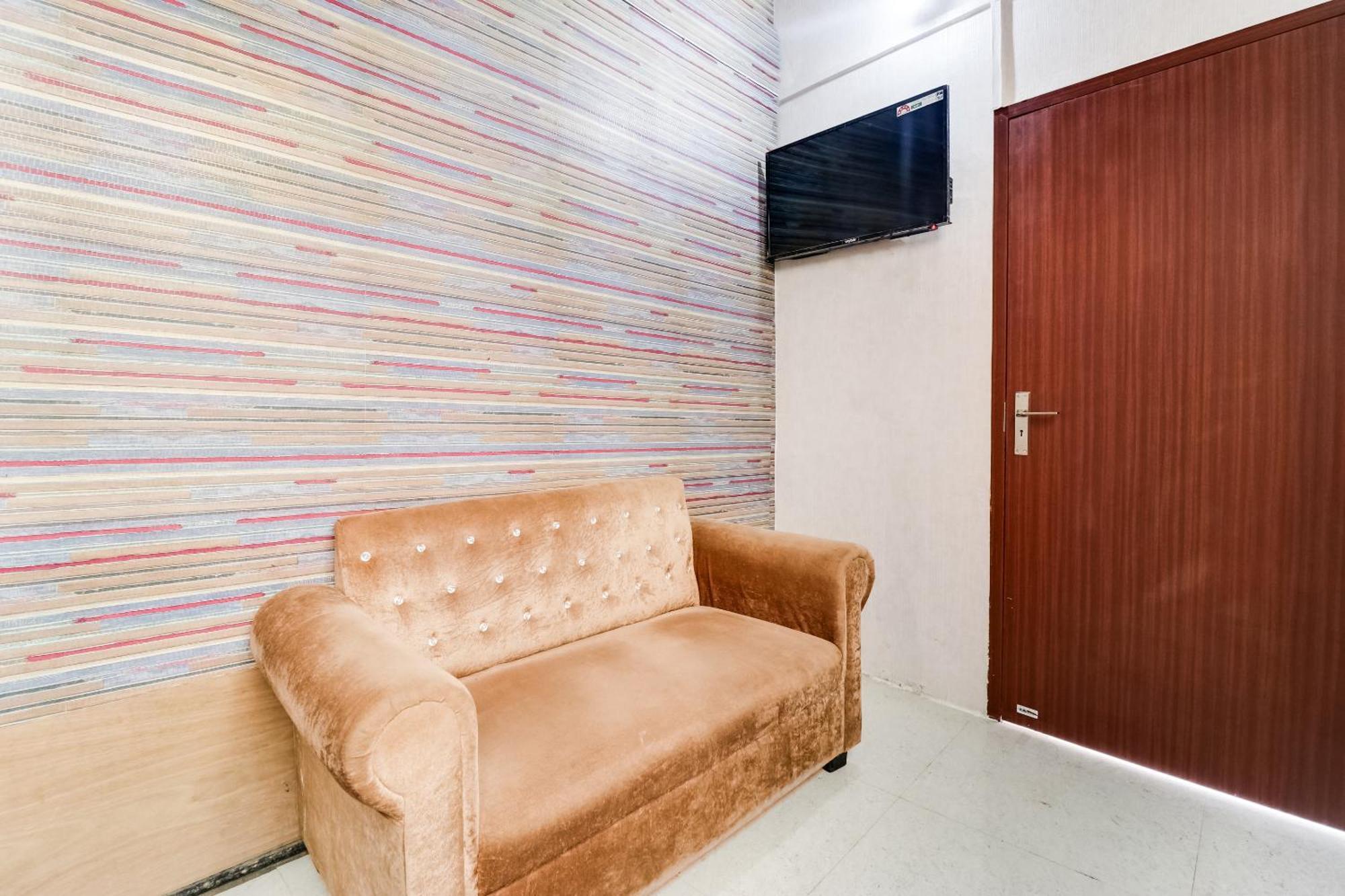 Super Hotel O Rs Inn Gorakhpur Bagian luar foto