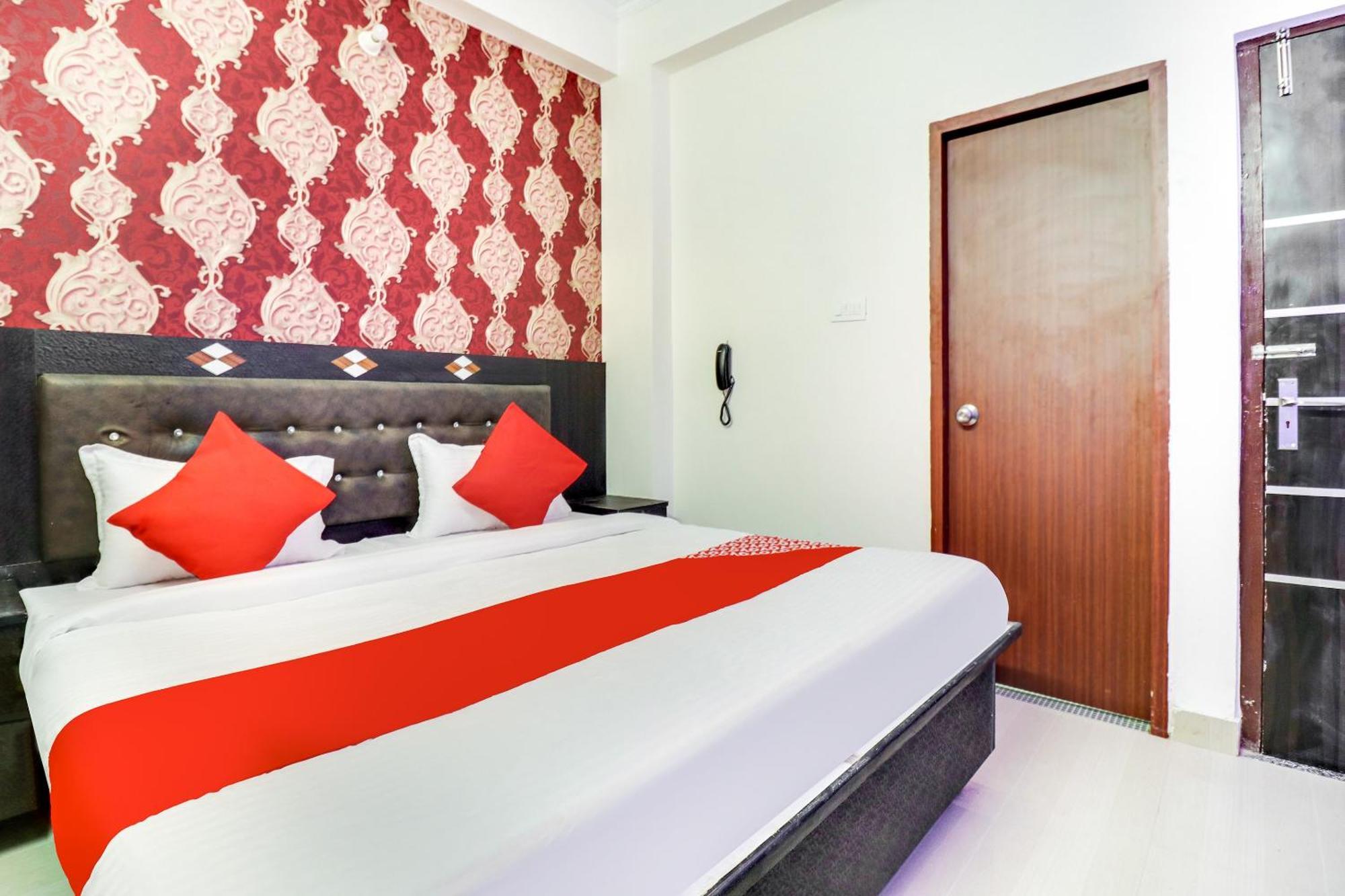 Super Hotel O Rs Inn Gorakhpur Bagian luar foto