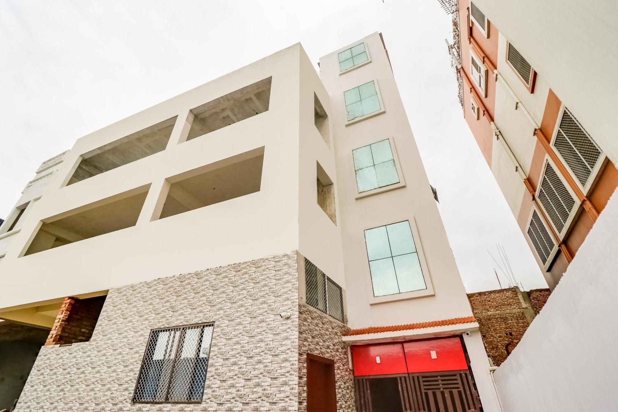 Super Hotel O Rs Inn Gorakhpur Bagian luar foto